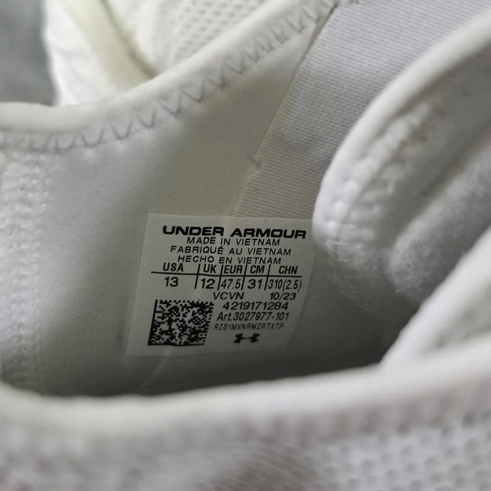 Under Armour new without